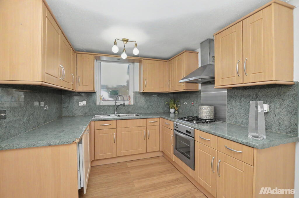 House in Runcorn, Halton Lea, Palacefields - View 4