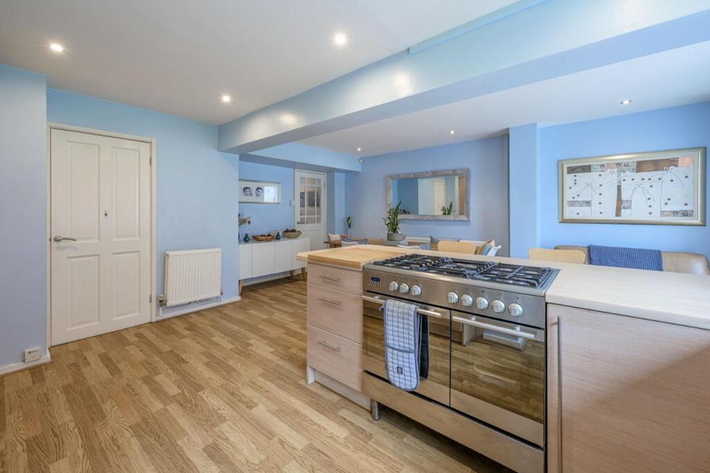 Additional image 10 of Niall Close, Birmingham, B15 3LU