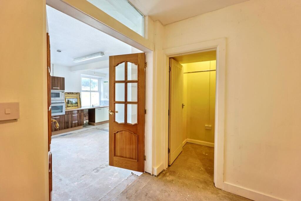 Apartment in Cardiff - View 4
