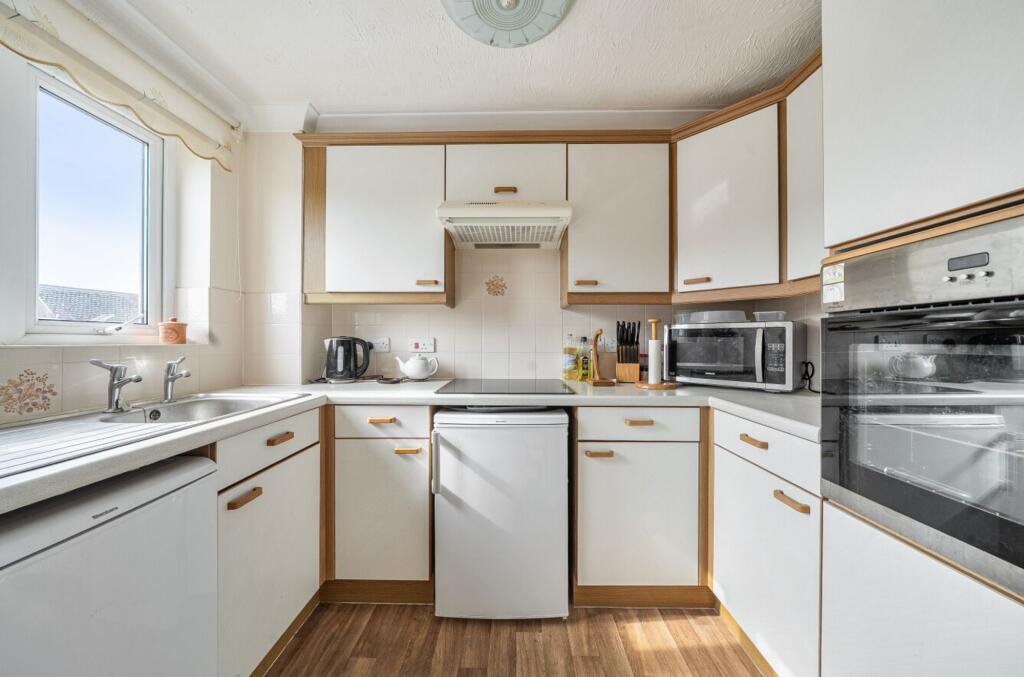 Apartment in Portsmouth - View 4