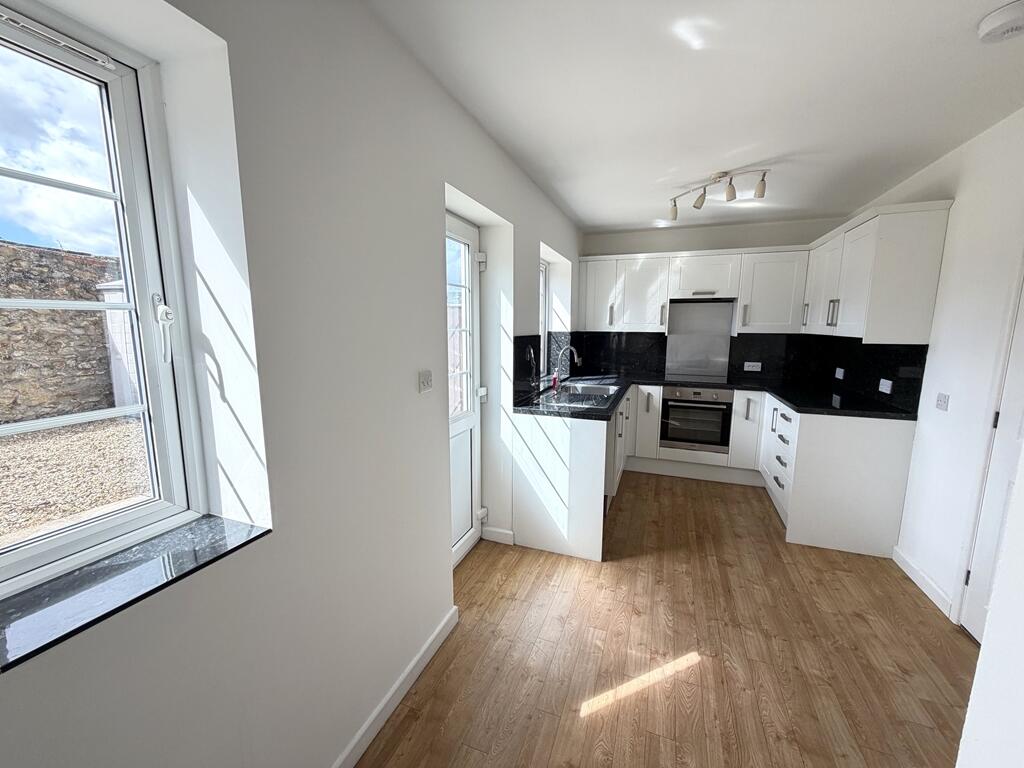 House in Exeter - View 5
