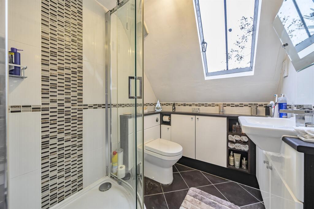 Additional image 10 of Church Farm House, Dosthill, Tamworth