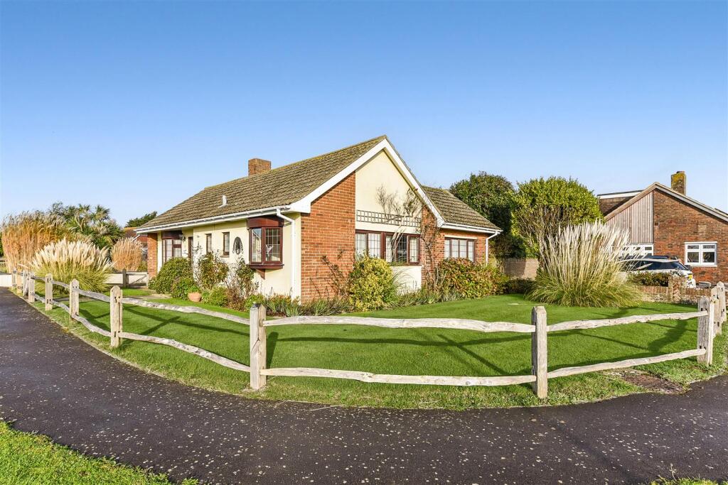 House in Chichester, West Wittering - View 2