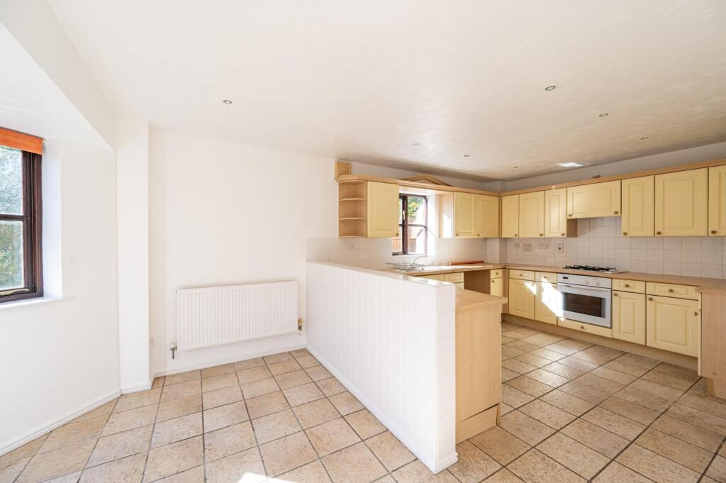 House in Chelmsford - More