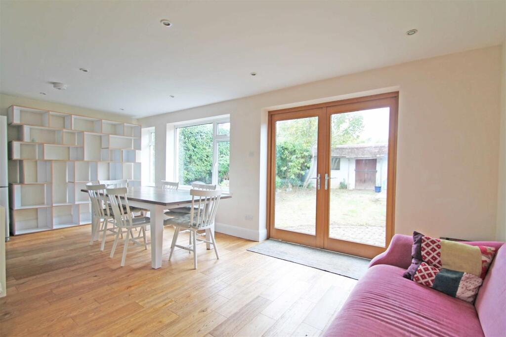 House in Brighton - View 5