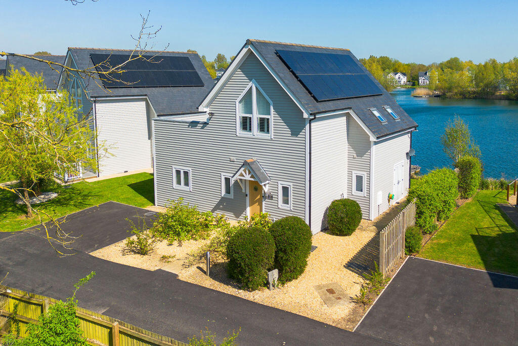 Main image of property: 35 Summer Lake, Spine Road, South Cerney, GL7 5LW