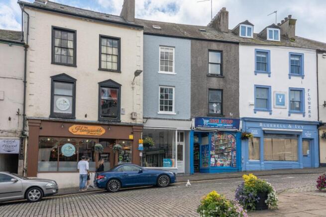 7 Market Place, Ulverston (1 of 2).jpg