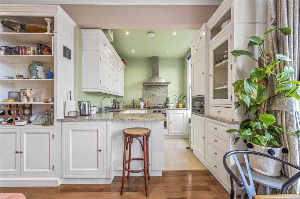 Apartment in London, East Twickenham, St Margarets - More