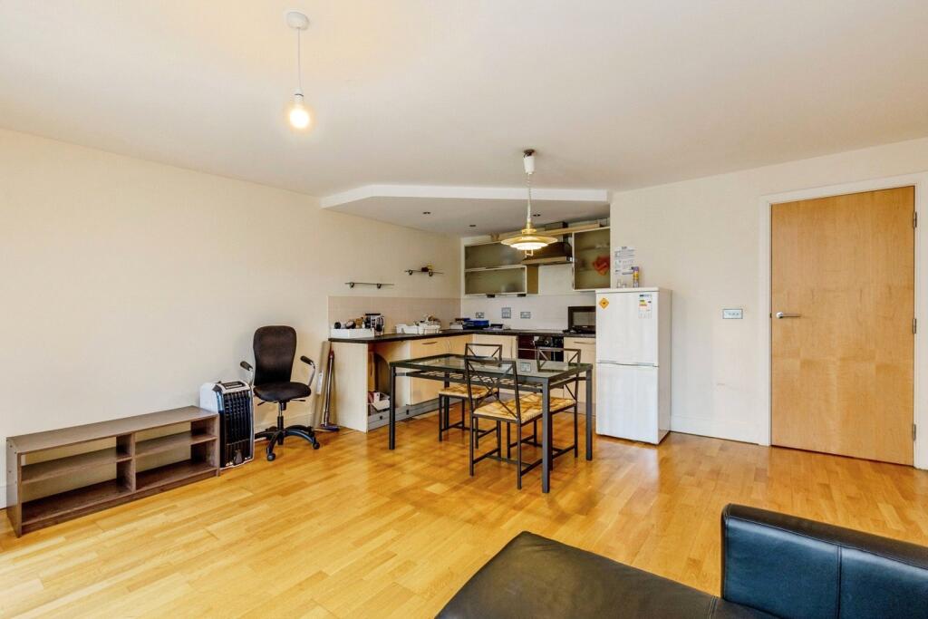 Apartment in Bristol, City of Bristol - View 3
