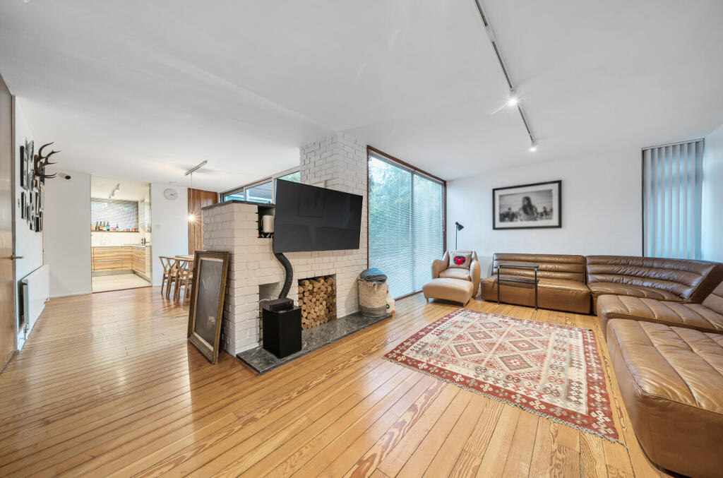 House in London, Poverest, Crofton - View 2