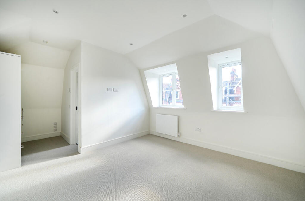House in London, Belsize Park - More