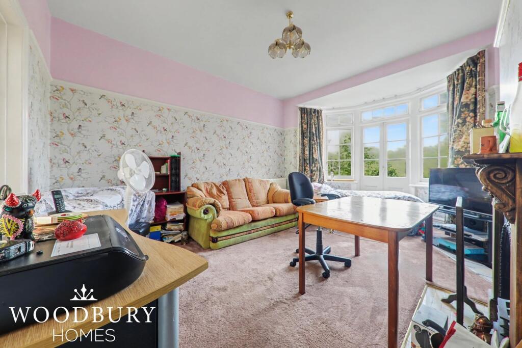 The Uplands, Loughton, IG10 - View 5
