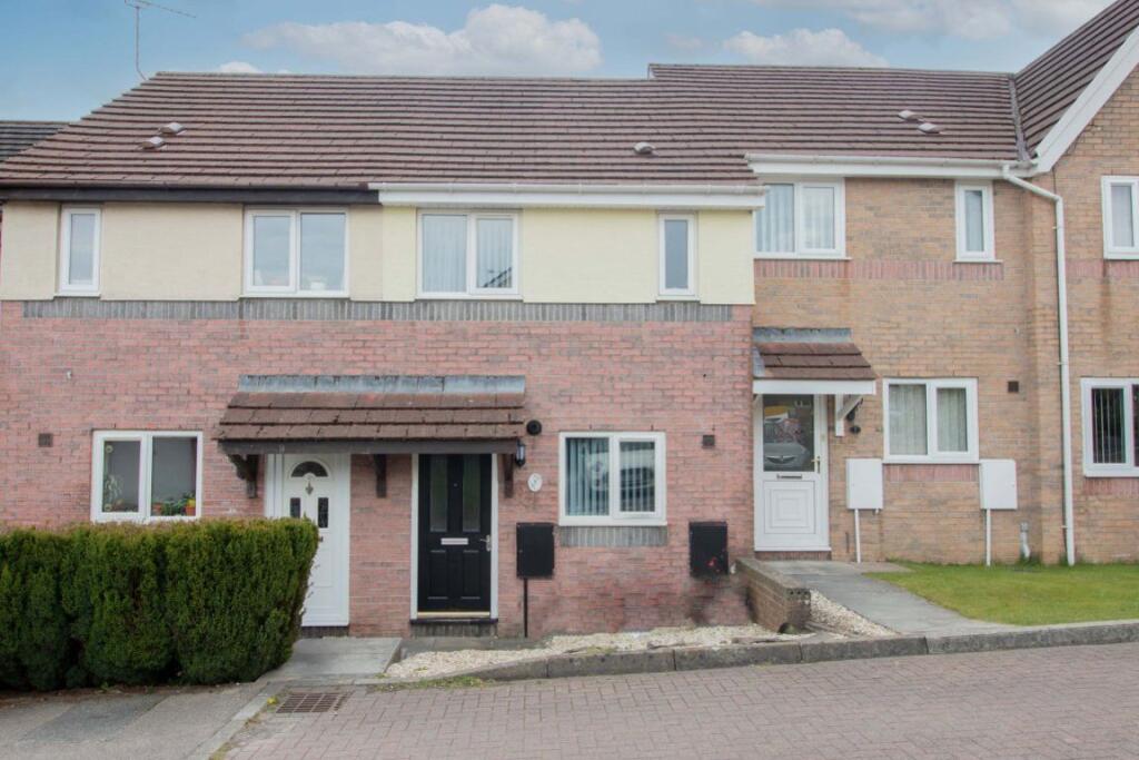 Main image of property: 8 Newfoundland Way, Blackwood