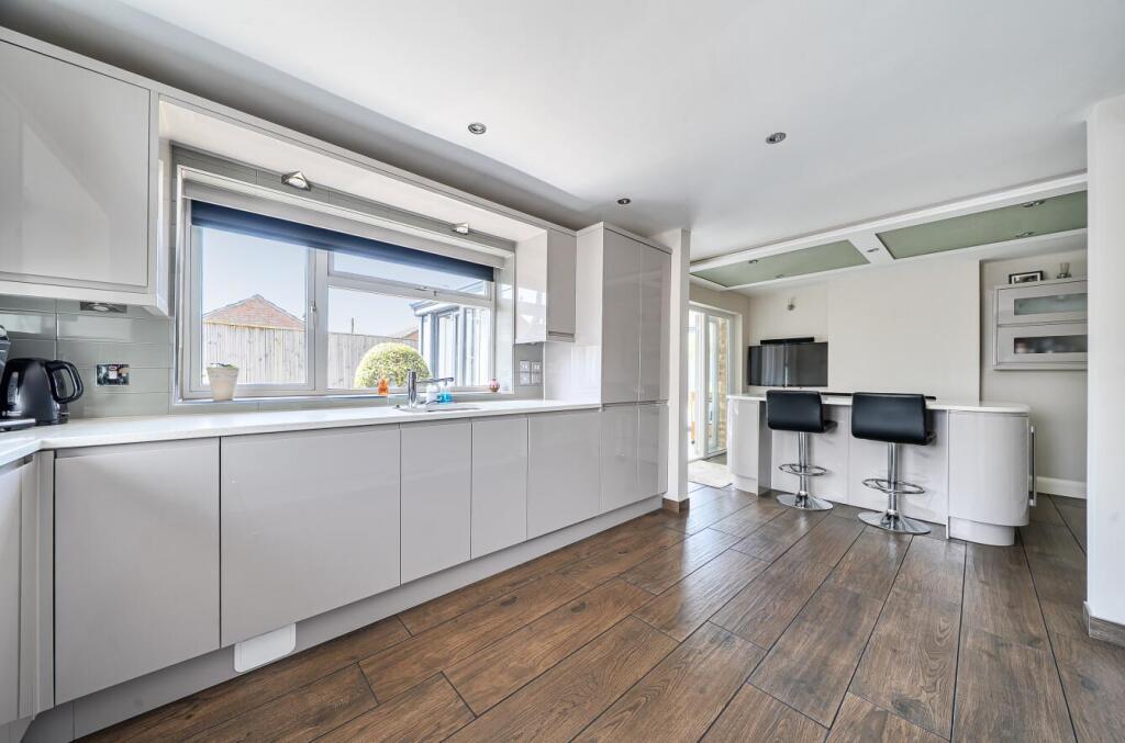 House in Northampton - View 2
