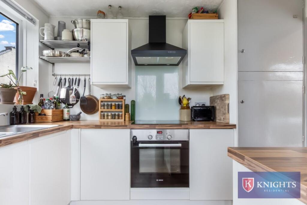 Apartment in London - More