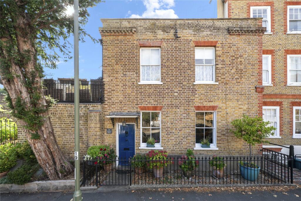 Main image of property: French Street, Sunbury-on-Thames, Surrey, TW16
