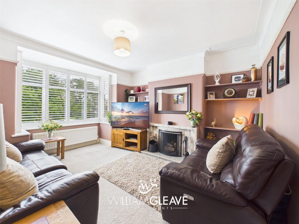 Fron Park Road, Holywell, Flintshire, CH8 photo 4
