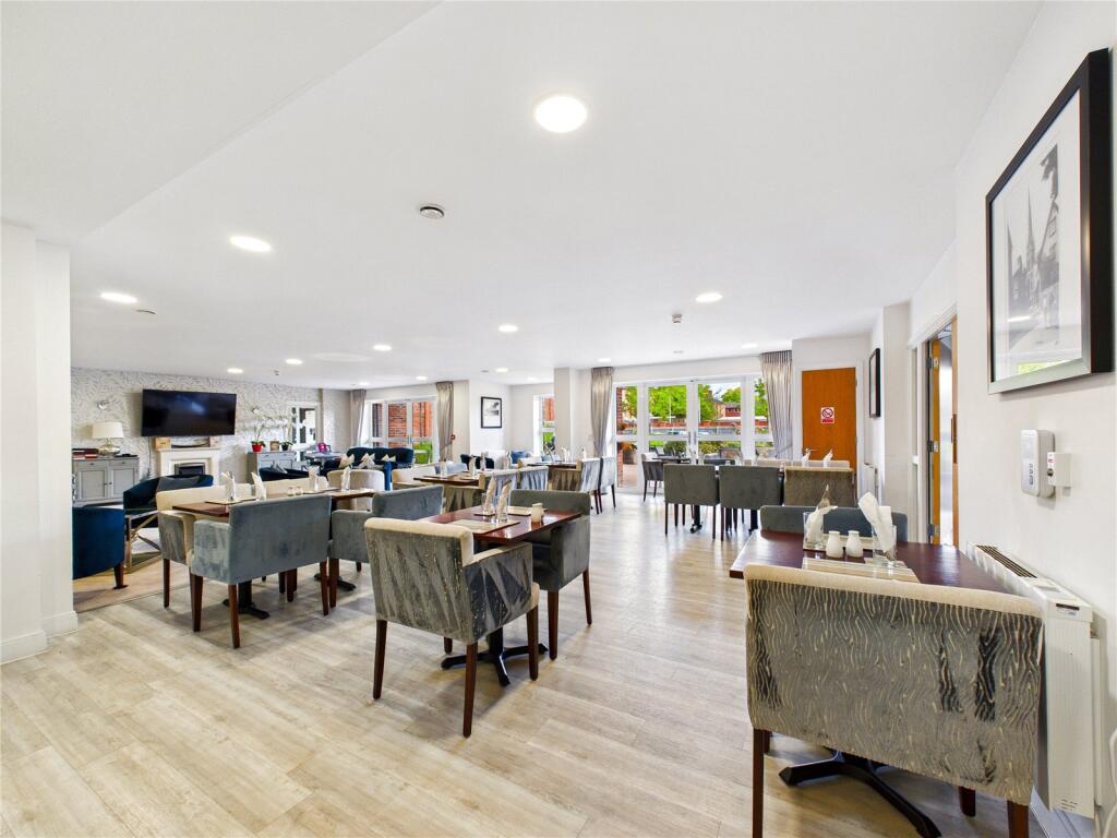 1-bed apartment on Butt Road, Colchester, Essex, CO2, £225,000