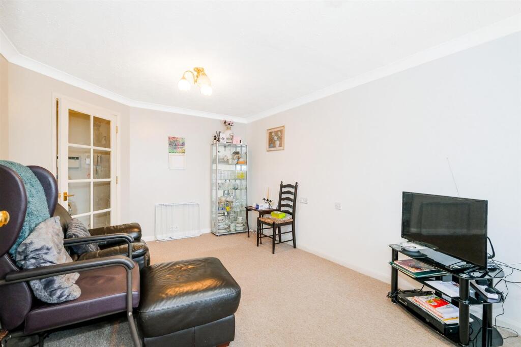 Chingford Mount Road, Chingford photo 4