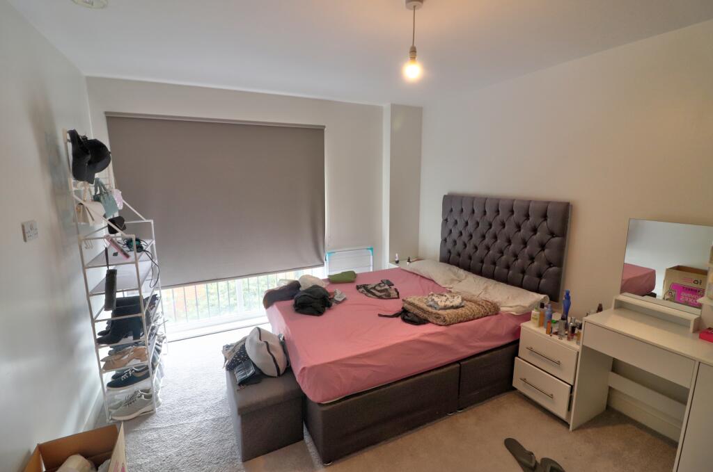 Apartment in Salford, Ordsall - View 5