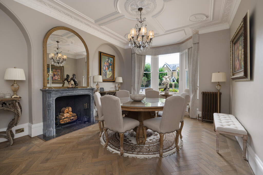 House in Twickenham - View 5