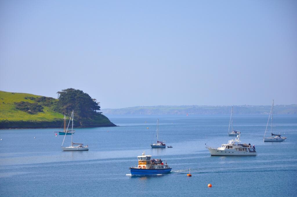 Main image of property: The Square, St Mawes