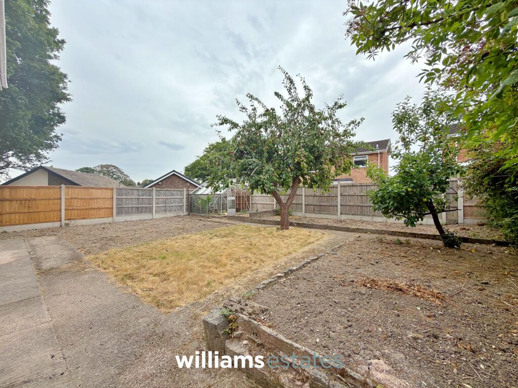 Hilary Close, Denbigh, LL16 photo 4