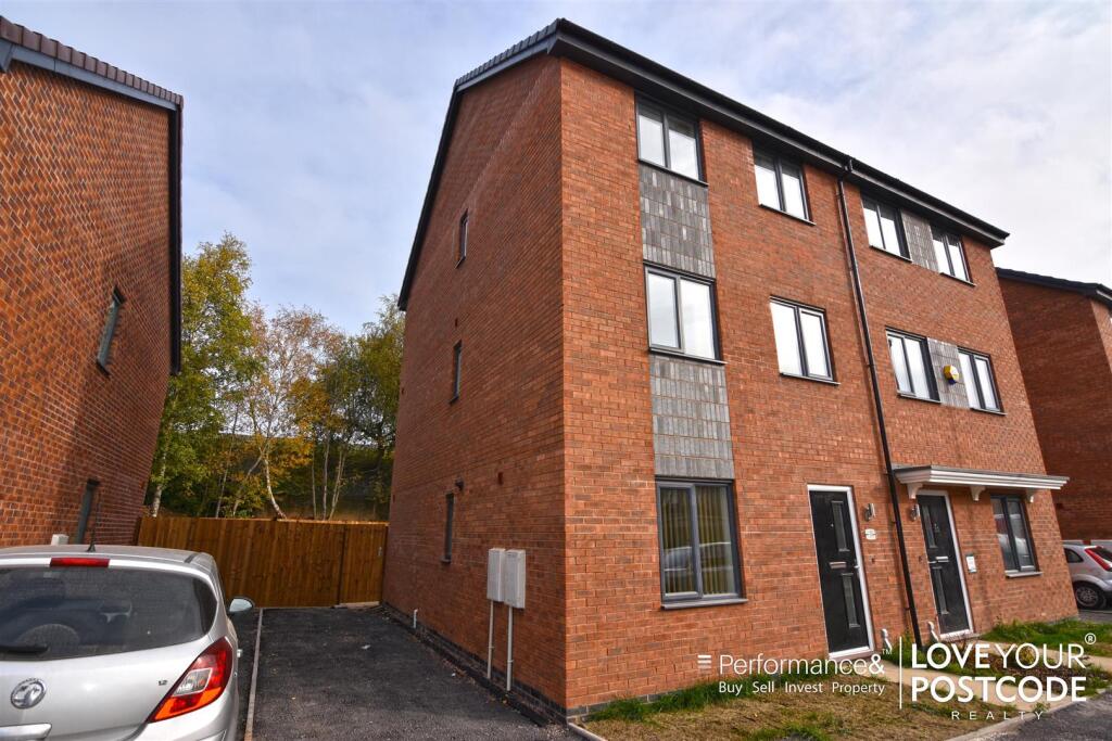 Main image of property: Argyll Way, Smethwick, B66 2BQ