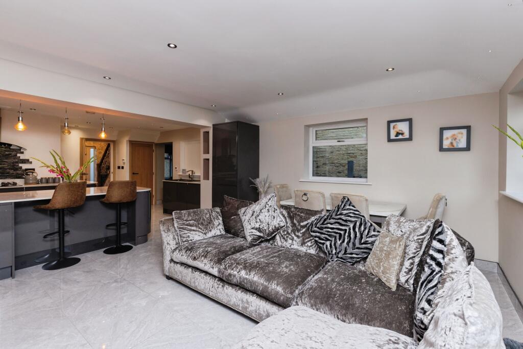 Additional image 5 of Moorlands Road, Bradford, BD11