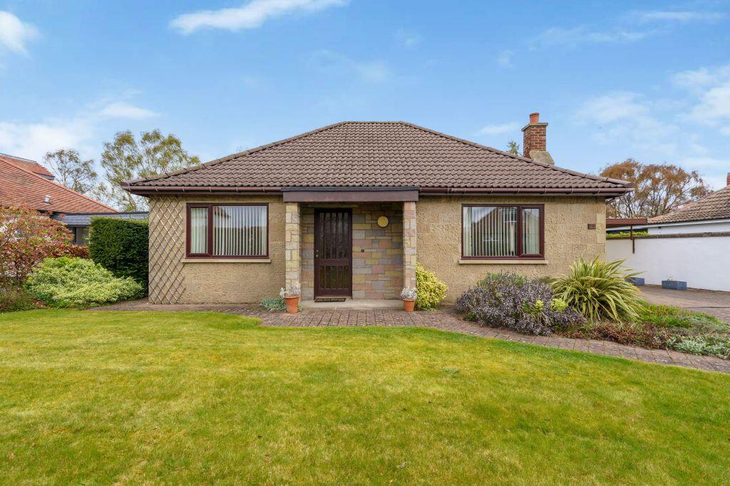 Main image of property: 28 Lasswade Road, Dalkeith, EH22 3EF