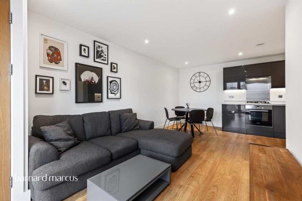 Apartment in London, Broad Green - View 3