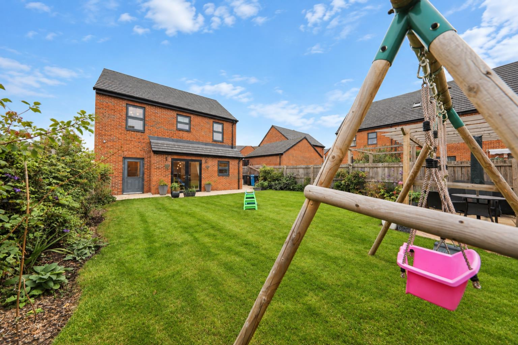 House in Hull, Wawne View, Kingswood - View 4