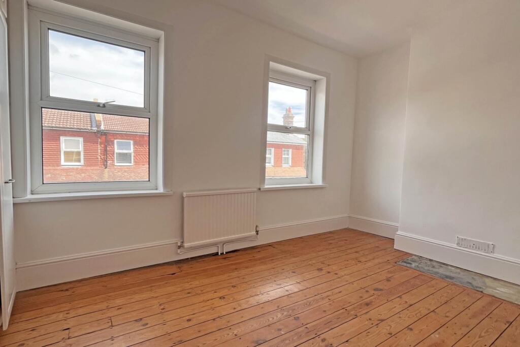 House in Eastbourne, East Sussex - View 4