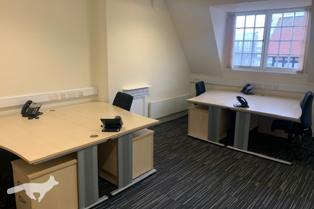 Office: Up to 4 Desks