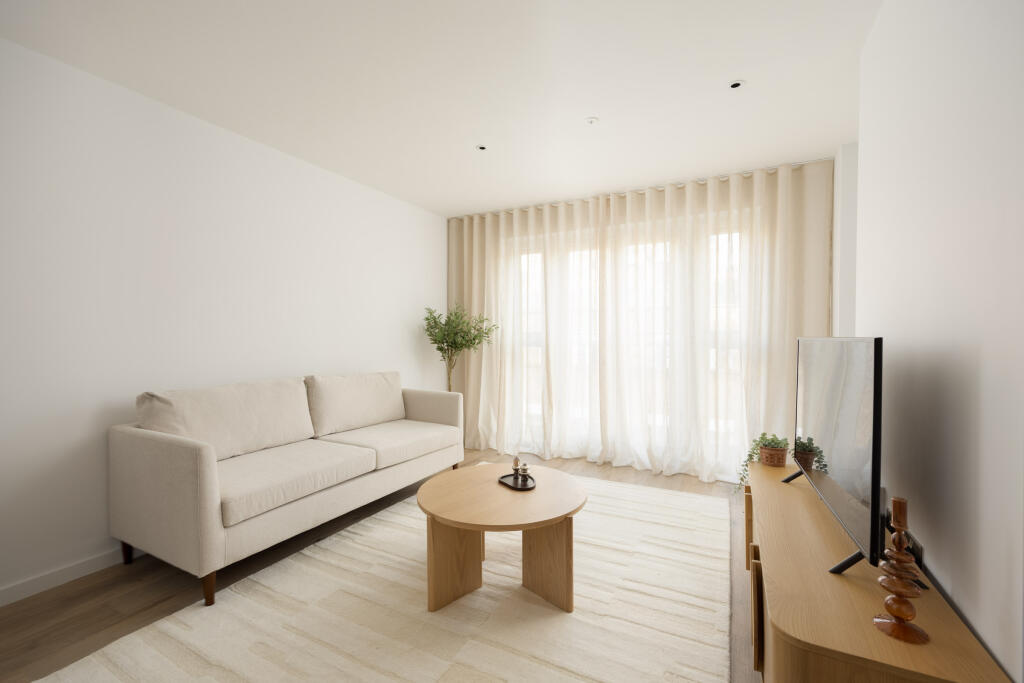 Main image of property: Curtain Road, London