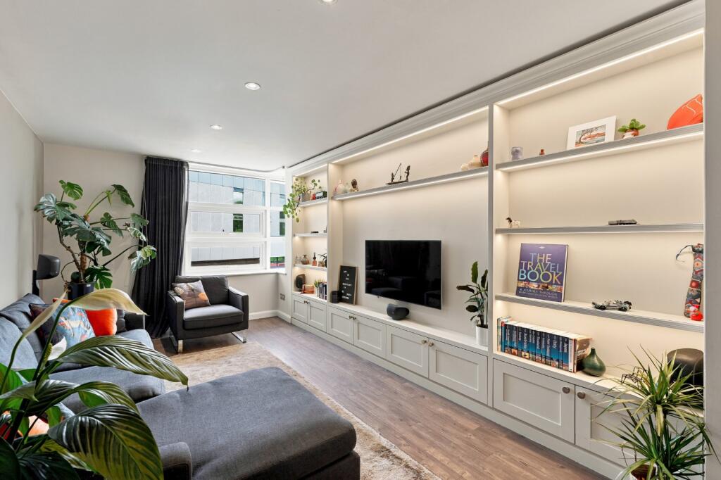 Apartment in York - View 2
