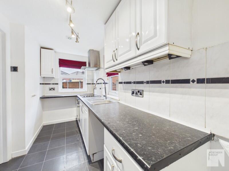 House in Tameside, Greater Manchester - View 5