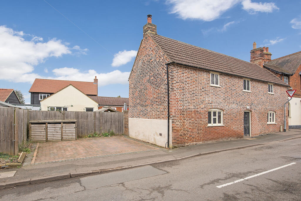 Main image of property: Station Lane, Offord Cluny, St. Neots, Cambridgeshire, PE19