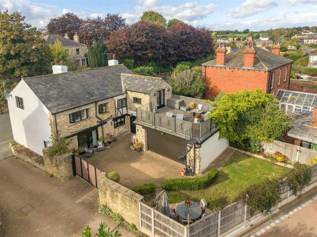 House in Leeds, Aberford