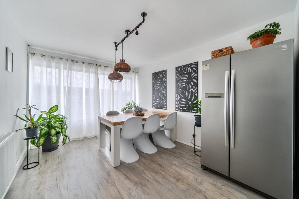 Apartment in Portsmouth - View 5