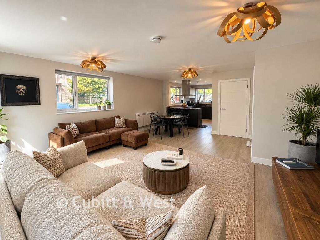 House in Wealden, Framfield - More
