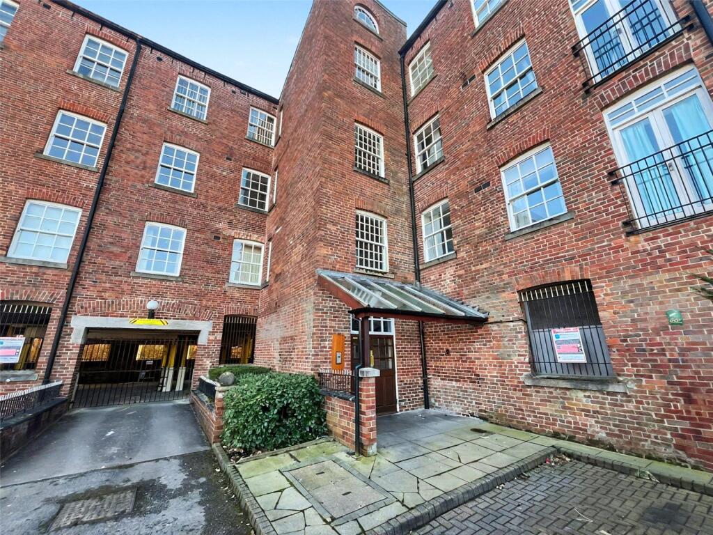 Main image of property: Manor Road, Woodley, Stockport, Greater Manchester, SK6