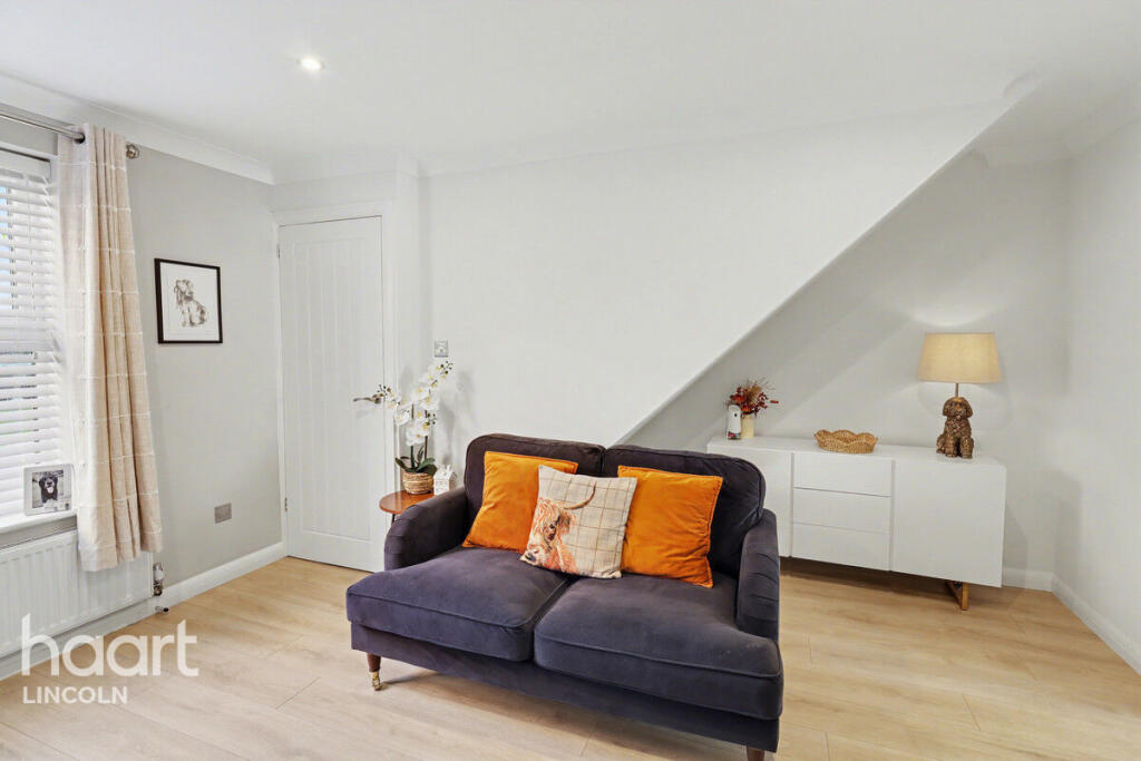 Briar Close, Lincoln photo 5