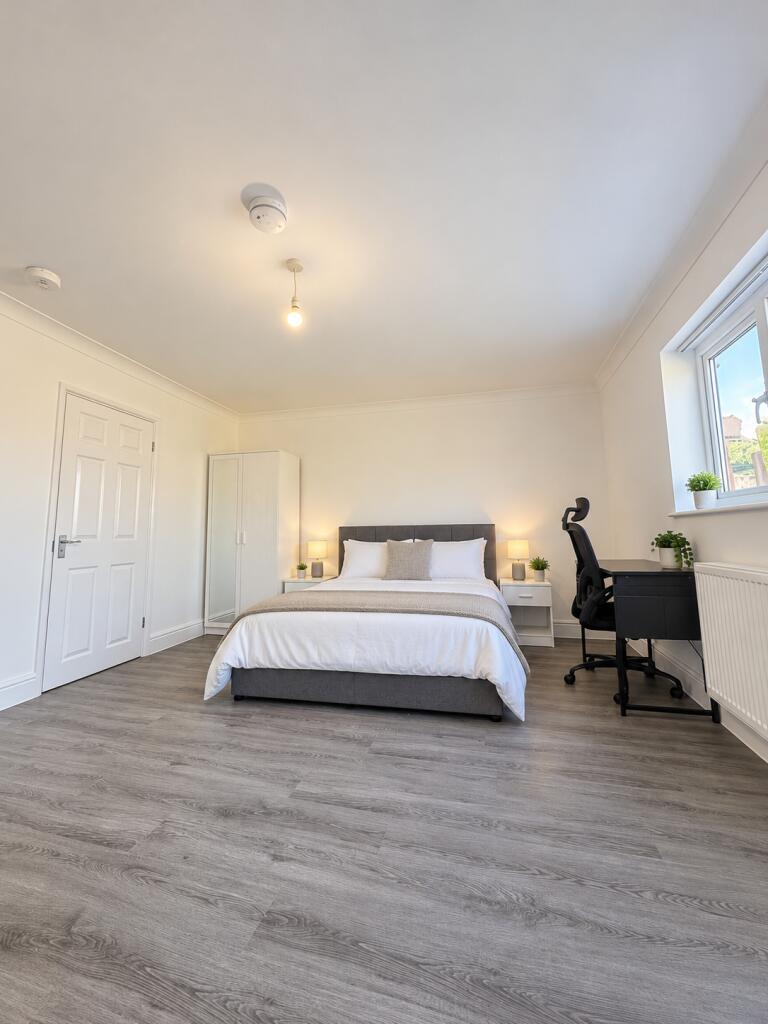 Main image of property: PE4 6HB, United Kingdom (Walton)