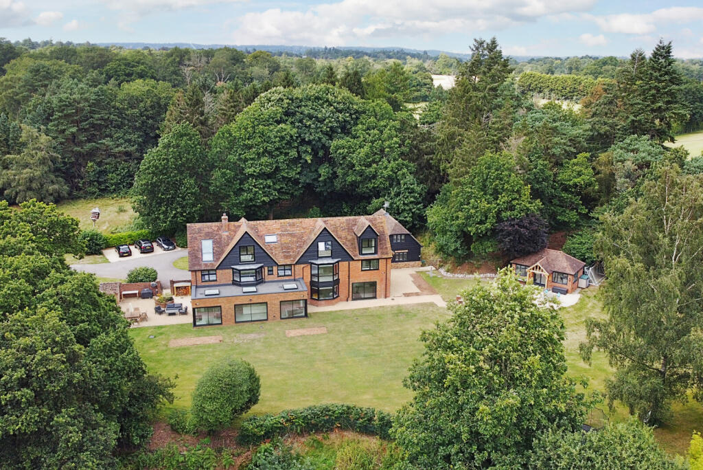 Main image of property: Tilford Road, Farnham, GU9