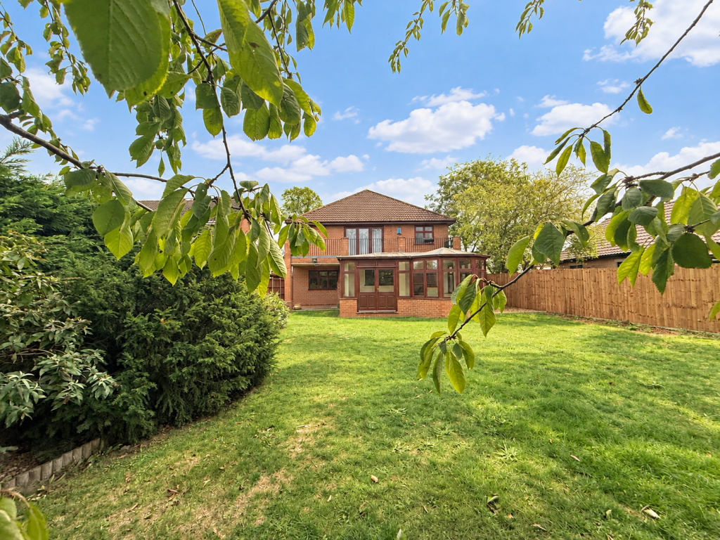 4-bed detached on Eastfield Road,Peterborough,PE1 4RA, £450,000