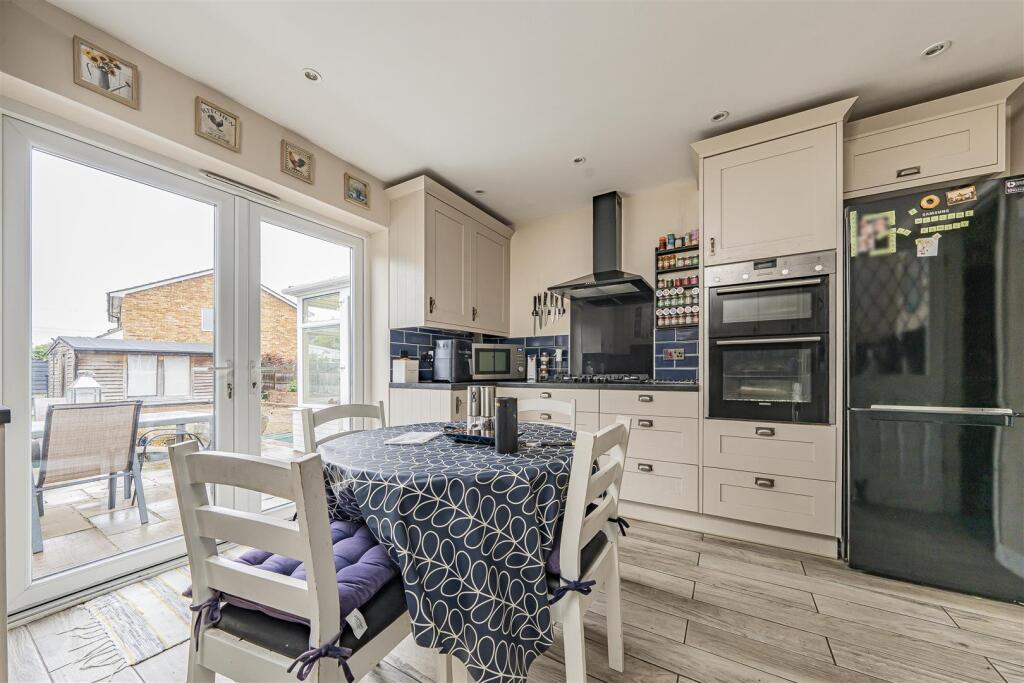 House in St Albans - View 4