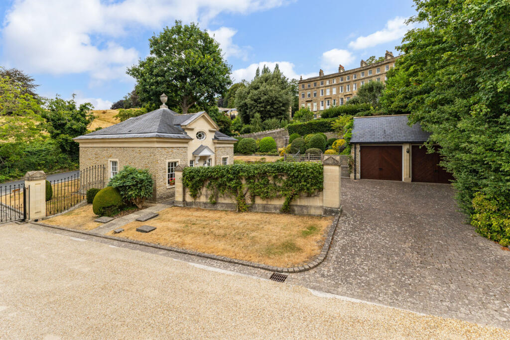 House in Bath, Sion Hill - View 5