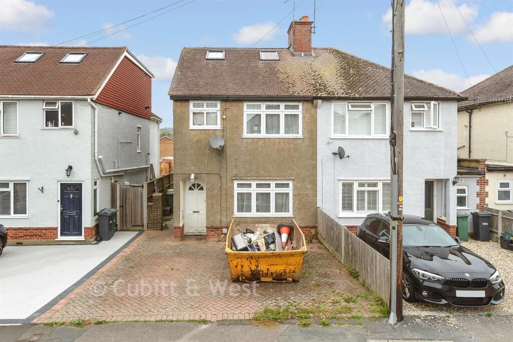 Hanworth Road, Redhill, Surrey photo 2