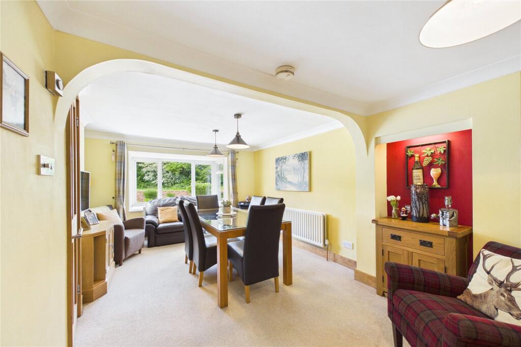 House in Basingstoke and Deane, Sherfield on Loddon - More
